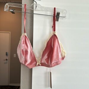 Skims bralette
